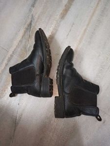 Black Boots 👢