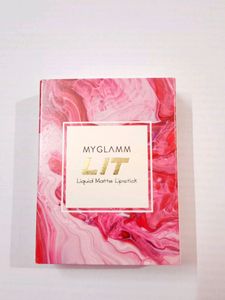MyGlamm 2 In 1 Liquid Matte Lipstick- Flower Child