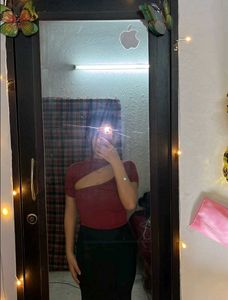Cut Out Fitted Top