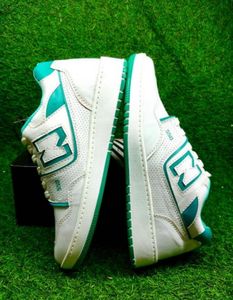 New Balance 550 Sneakers