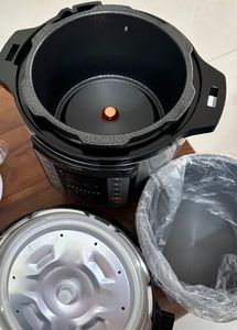 Brand New Wonderchef Nutripot 3L