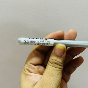 Miss Claire Eye Liner Pencil – Silver Shade