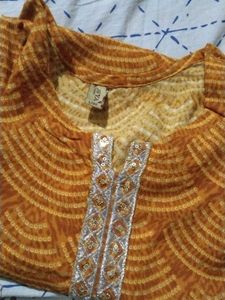 Bandhani Kurti