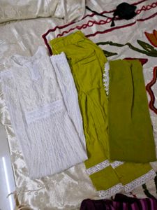Lucknowi Chikankari Kurti Set