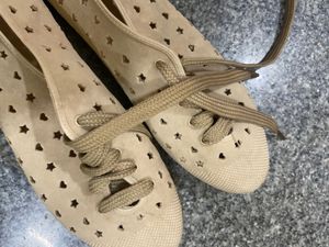 Causal Shoe