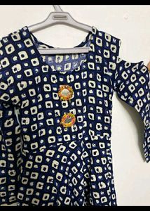 blue kurta with mirror work
