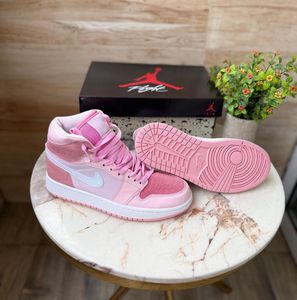 Girls Shoe 🥿
