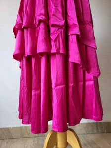 Skirt , Length 28 Inches