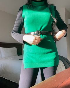 Green Sweater Size Can Fit Upto L