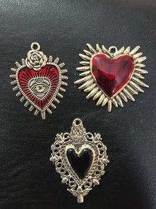 Victorian And Gothic Charms ⛓️‍💥🗡️