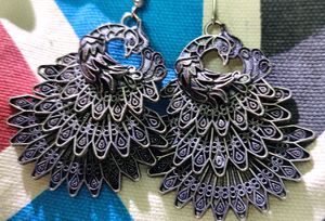 Hangy Earrings (Picock Theam Based)
