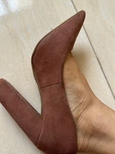 pink heels