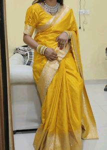 havvy  Yellow Saree