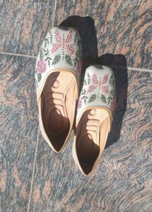 Brand New Juttiii For Suit And Ethnic Wear