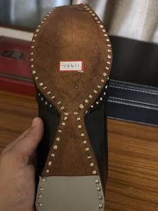 Men's Ethnic Black Juttis