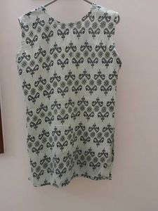 Printed Sleeveless Top