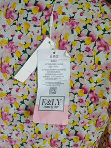 New Floral Wrap Top