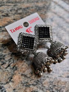 Silver Jhumka Earrings