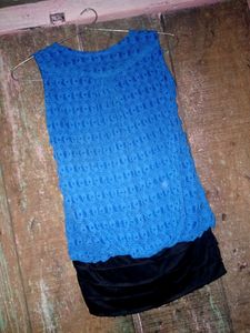 Sleevesless Net Design Top