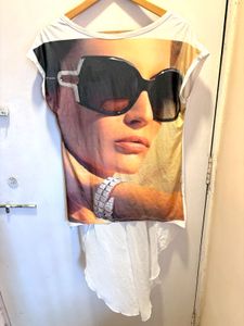 Beautiful Over Size High Low Graphic Imported Top