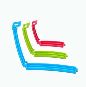 Plastic Bag Sealing Clips (Multicolour, Set Of 3)