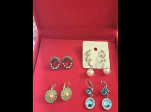 Earrings Collection