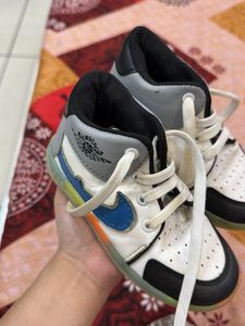 Kids' Jordan Sneakers