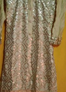 🔥💃 Sale..Festive Girls'  Suit With Santoon Plazo