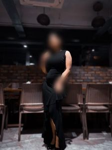 Chic Black Bodycon Dress