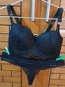 Premium  Esmara  Four  Bra N Panty