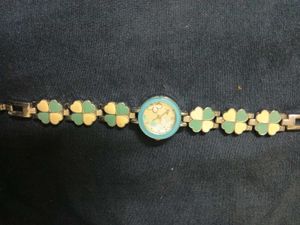 Vintage Clover Bracelet Watch
