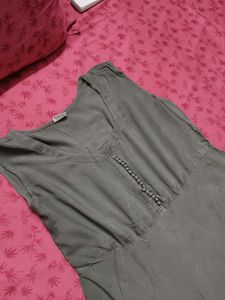 Women Olive Green Kurta With Yellow Printed Shrug