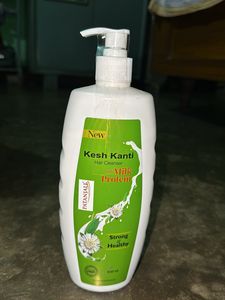 Patanjali Kesh Kanti Milk Protein Hair Cleaner