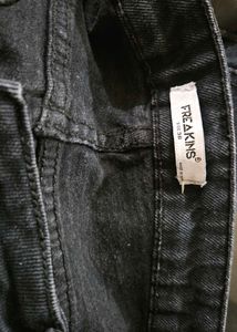 Used Freakins Black Cargos