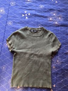 crop t shirt