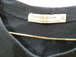 T Shirt In Good Condition ( Non Returnable )