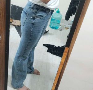 New Trendy Jeans... Never Wore...