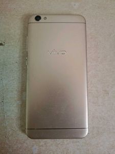 Vivo V5. (with original charger, cover and box)
