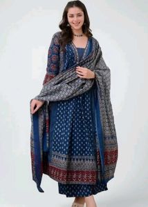 KLOSIA Women's Rayon Printed Anarkali Kurta and Pa