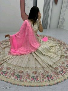 Off White Lehnga