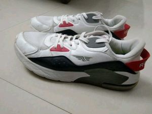 ✨🔥 ORIGINAL ✨ 🔥 Red Tape Casual Sneakers..