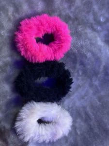 Fuzzy Scrunchie Set (3)