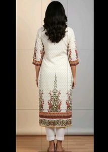 Beautiful Round Deep Neck Kurta
