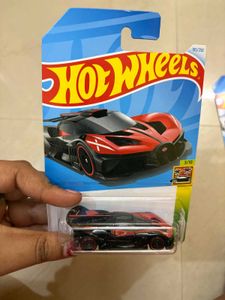 Hot Wheels Bugatti Bolide &amp; Mazda 787B Set