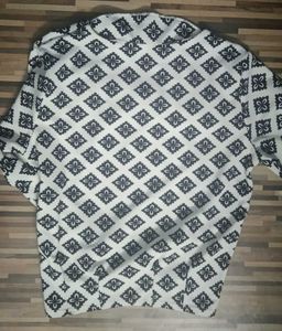 Patterned Long Sleeve Top
