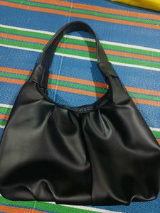 Black Shoulder Bag
