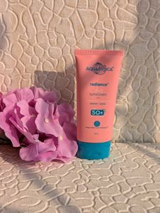 Aqualogica Radiance+ Dewy Sunscreen SPF 50+