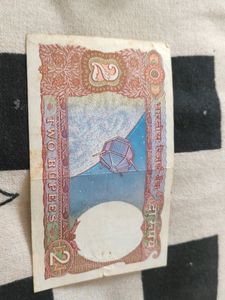 UNC Grade Old 2 Rupees Note Satellite (Rare)