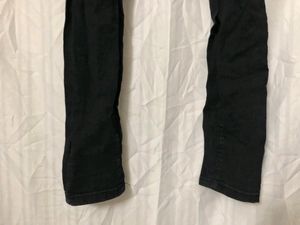 Black skinny Jeans