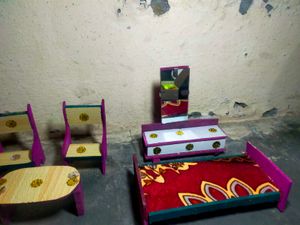 |•Doll Furniture Set. •|